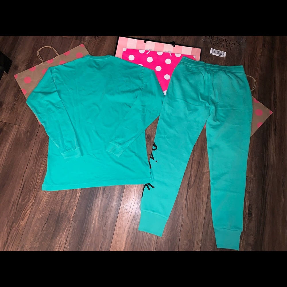 ❌SOLD❌ NEW VS PINK maldive green joggers & campus - Picture 10 of 13